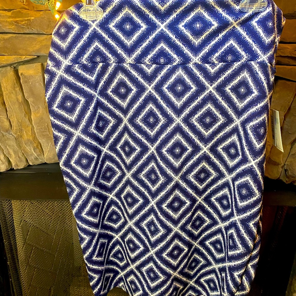 NWT Blue Lularoe Cassie pencil skirt